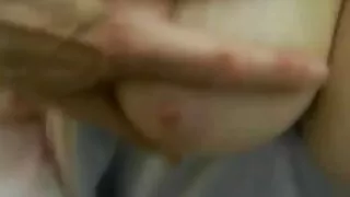 La jolie teen Fox fait l'amour avec son nouveau petit tres vieilles salopes ami lors du premier rendez-vous