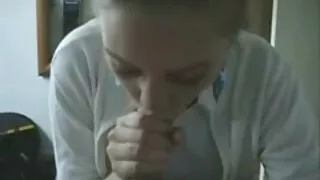 La blonde bien formée Alice Amore se vieille et grosse cochonne fait pester par l'arrogant Jmac
