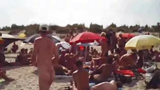 Vidéo de vielles cochonne sexe extrêmement excitante mettant en vedette une brune française torride
