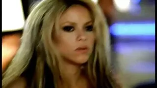 L'incroyable vieille cochonne mature teen brune Gina fait une pipe chaude puis chevauche BF